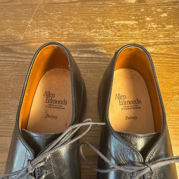 Allen Edmonds Delray Split Toe Derby Shoes in Black Custom Calf, size 9.5 D - Picture 7 of 8